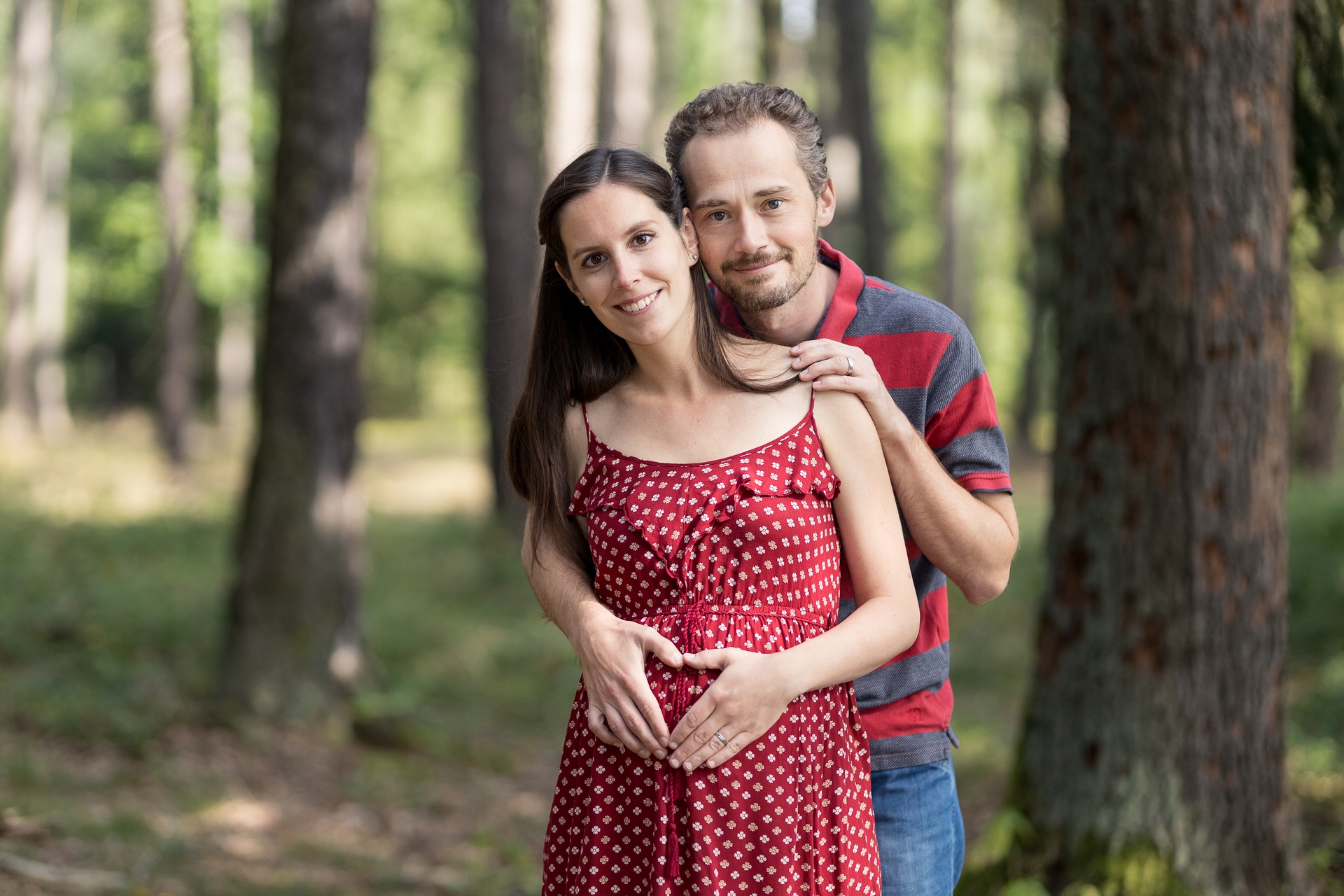 Těhotenské fotografování párů v lese