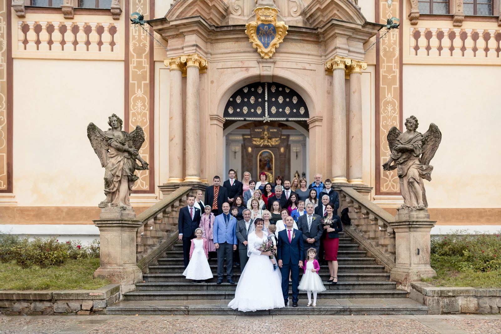 Svatba v Příbrami na Svaté Hoře a v Drahlíně - společná fotografie